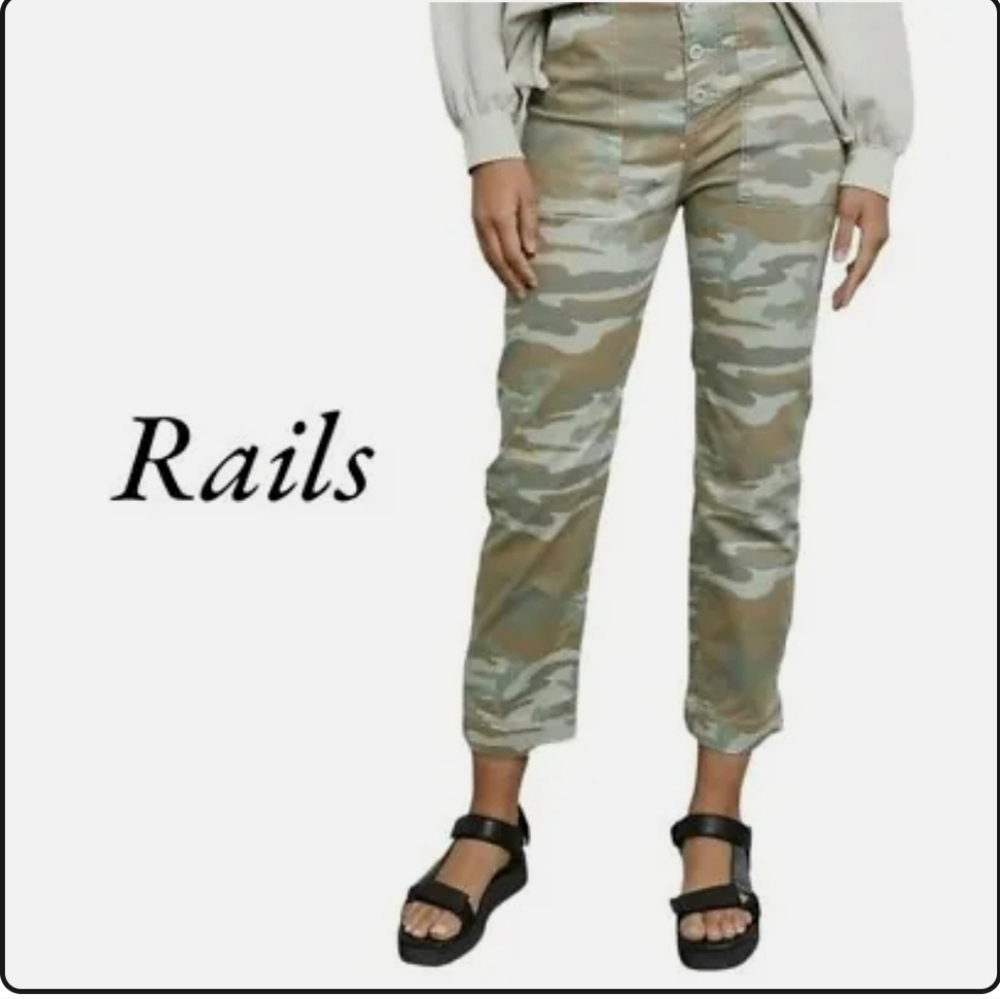 Rails cropped camo pants